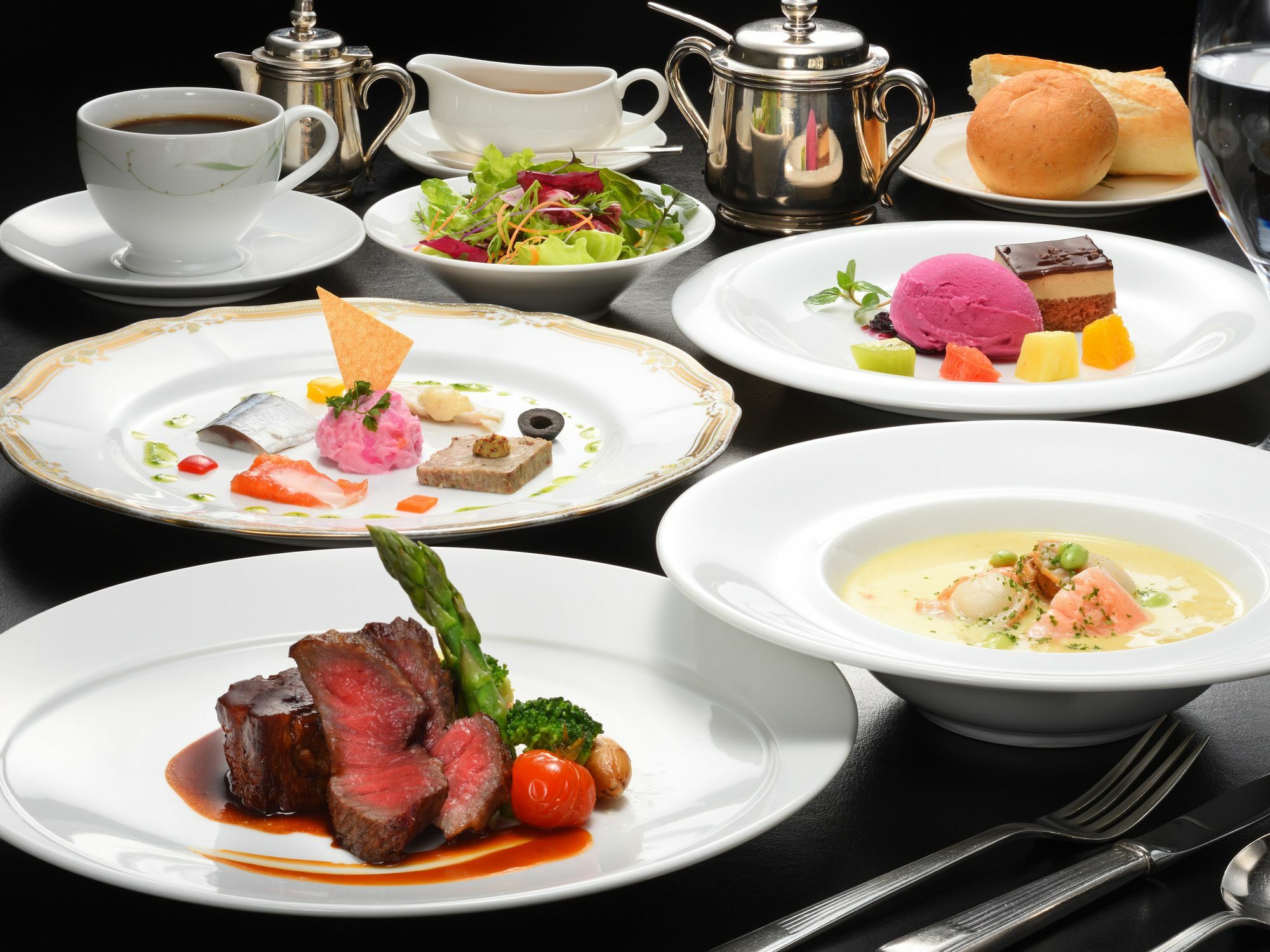 Towada Prince Hotel Kosaka Екстер'єр фото